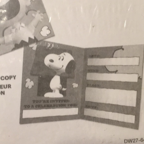 Designware Party Supplies The Peanuts Movie Party Invitations Set